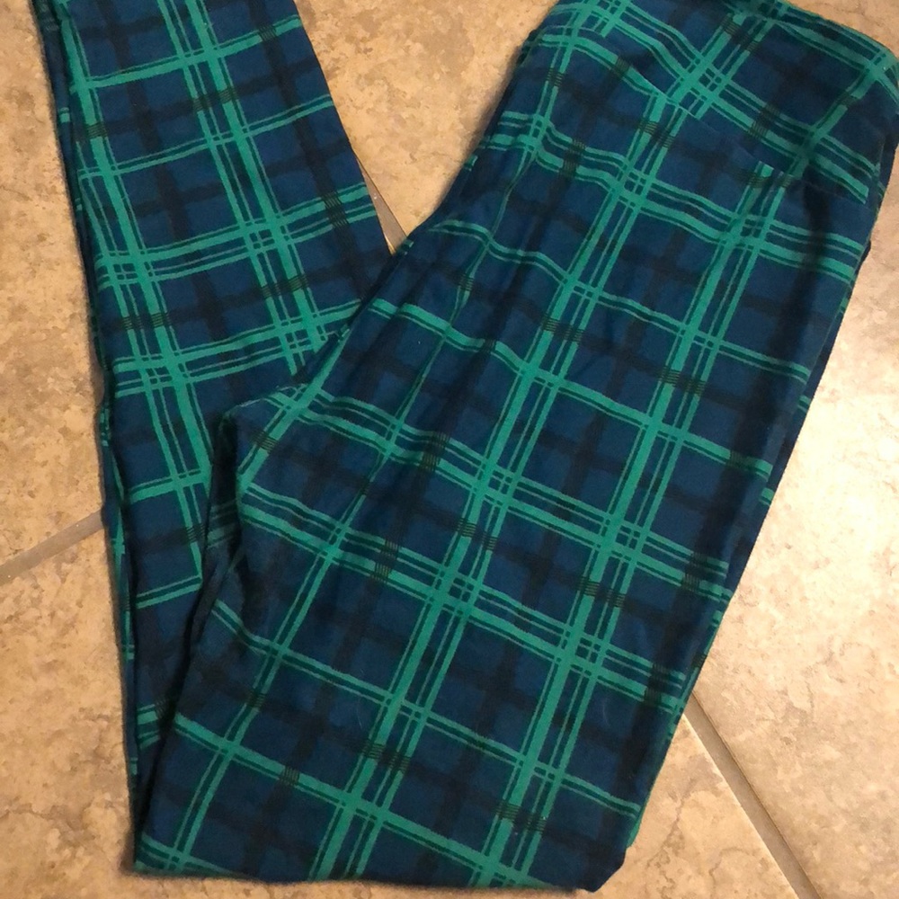 Lularoe OS plaid leggings blue & green